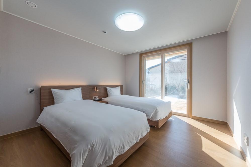 Le Comte Bleu Hotell Pyeongchang Exteriör bild